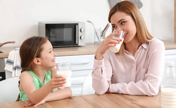 Susu vs Suplemen: Mana Lebih Baik untuk Tulang Kuat?